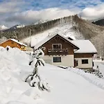 Vratna Apartment *